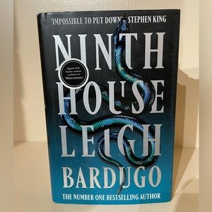 Ninth House Leigh Bardugo - signed bonus content exclusive to Waterstones